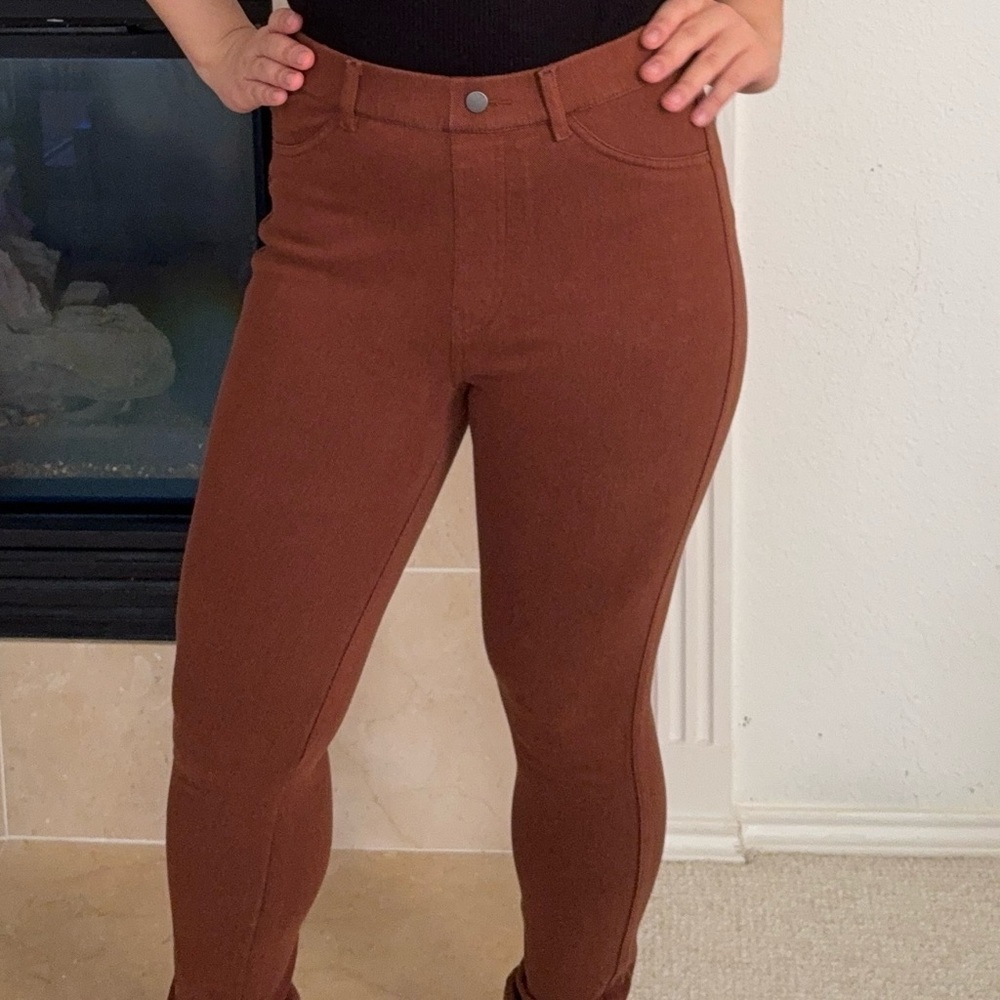brown uniqlo jeans